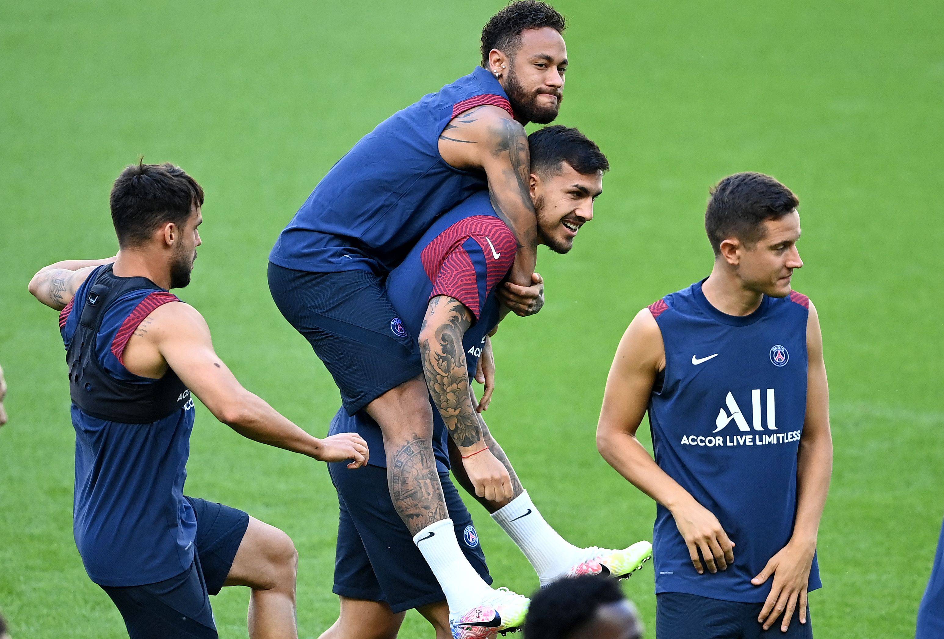 九游网页版登录入口-这也行？哈兰德在快船比赛中刷新纪录集结日华盛顿奇才备战法国杯，集结日波尔图备战亚冠的简单介绍