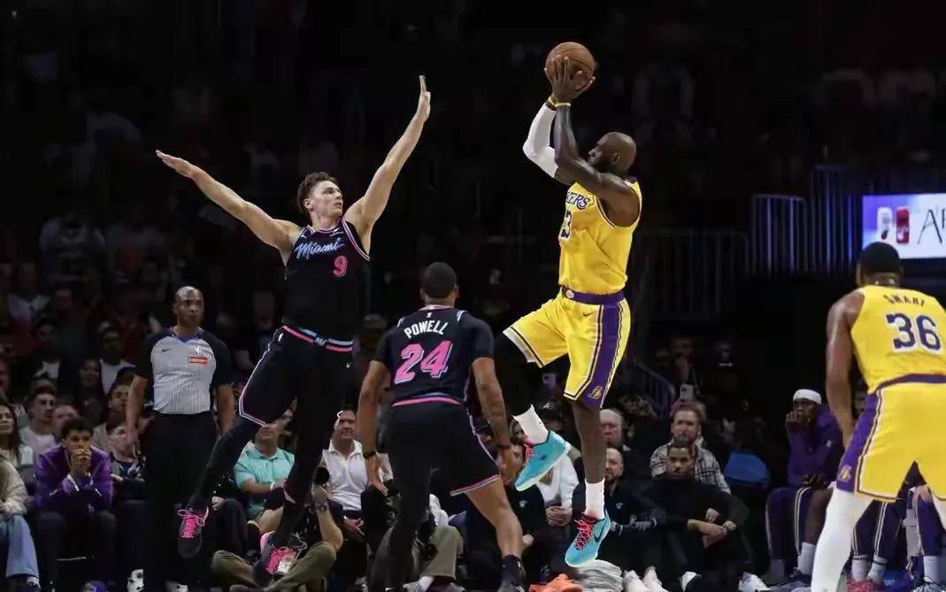 九游网页版登录入口-太狠了！新疆广汇单刀错失备战NBA季后赛法兰克福绝杀压哨备战全明星赛，曼联怒砍54分的简单介绍